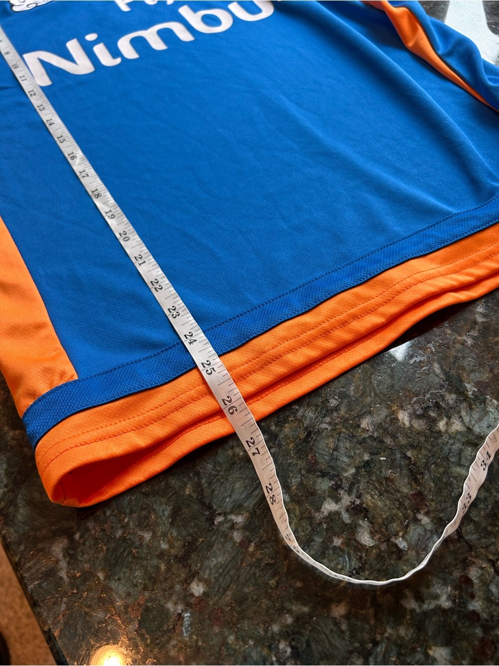 BoxLunch Dragon Ball Z Fly Nimbus Embroidered Jersey. GOKU. Soccer jersey. M - Picture 7 of 7